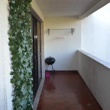 Checkincheckout - Musa Apartment
